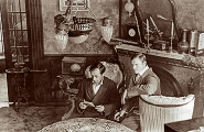 Ливанов и Соломин в квартире Холмса