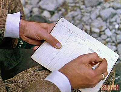 Холмс пишет письмо